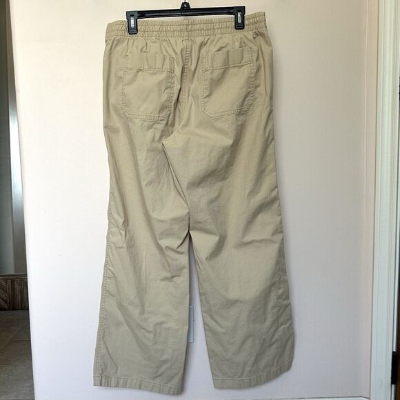LL Bean Pants Womens 12 Favorite Fit Khaki Tan Straight Leg Hiking Outdoors Camp - Picture 3 of 6
